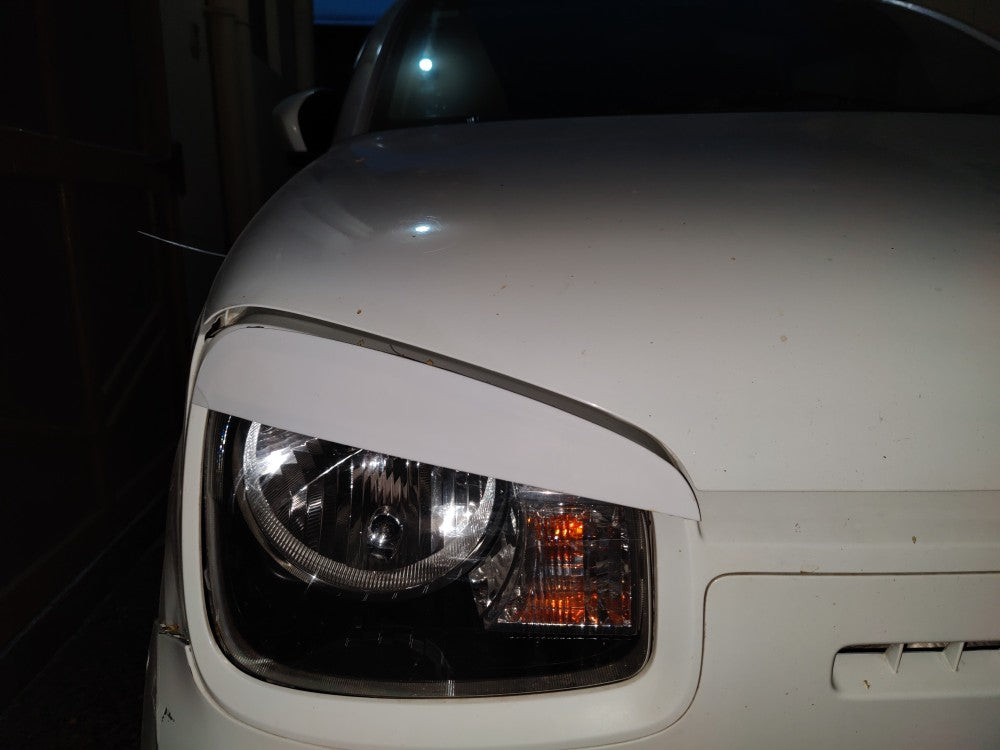 Suzuki Alto Headlight Eyebrow – Stylish Accent for 2018-2024 Models